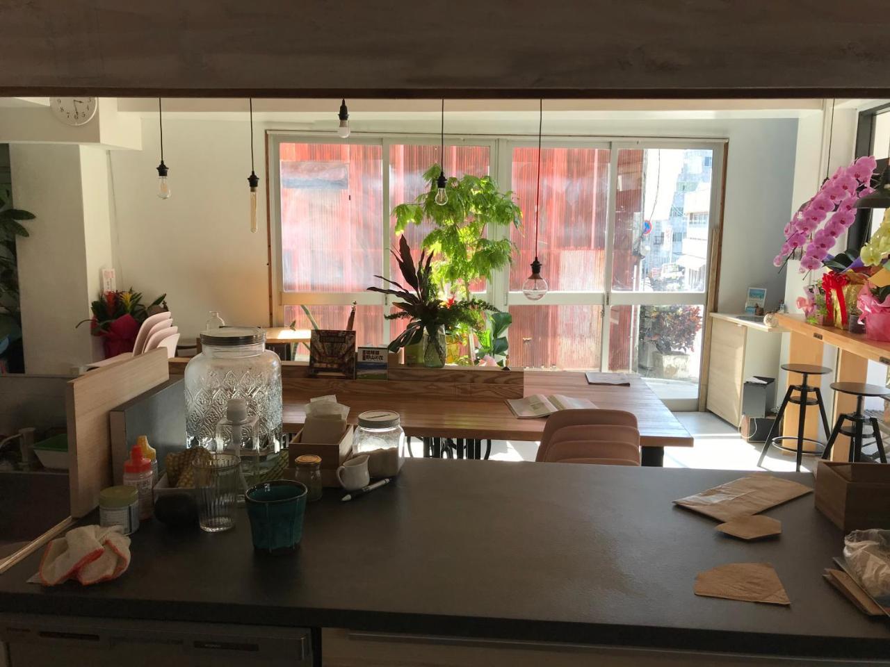 Meedafu'S Yui Hostel And Coffee يورون المظهر الخارجي الصورة